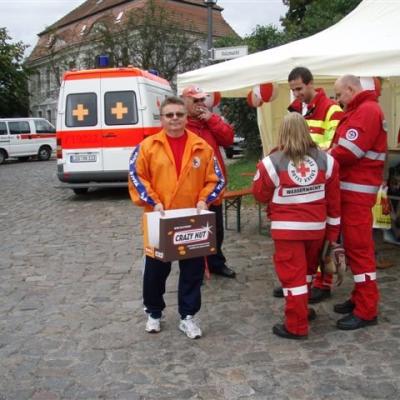 14. Jerzyk Cz Stowa Orzechami Kt Re Produkuje